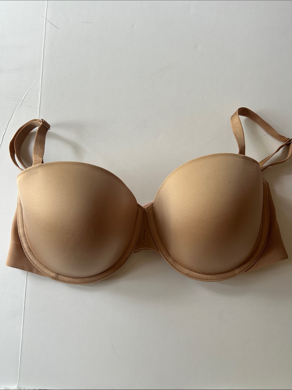 NWT  Victorias Secret Smooth 7 way convertible bra - Light Tan 36 D